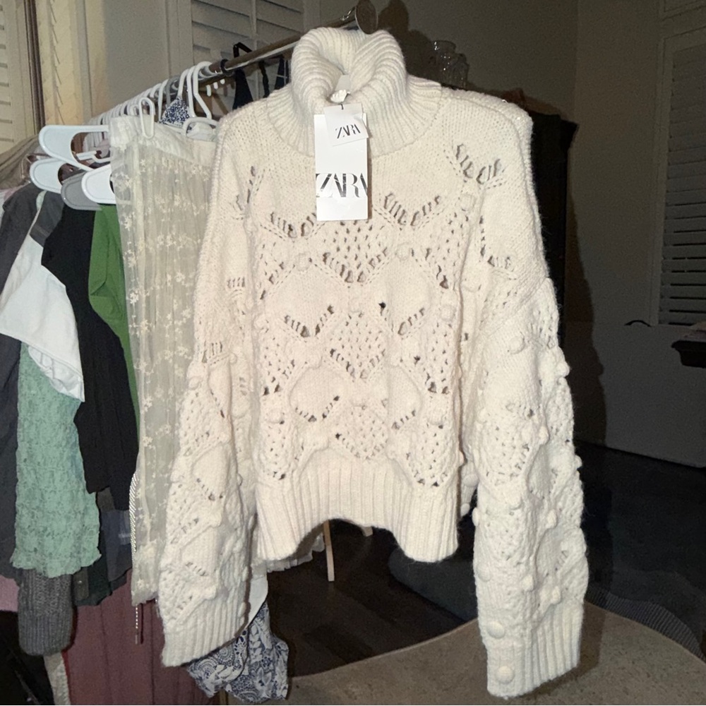 Zara NWT Cozy White Turtleneck Sweater with Side and Arm Buttons - Picture 8 of 16
